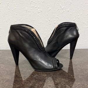 Vince Camuto Astra Black Soft Glove Leather Open Toed Bootie Heel Zip Size 8 B